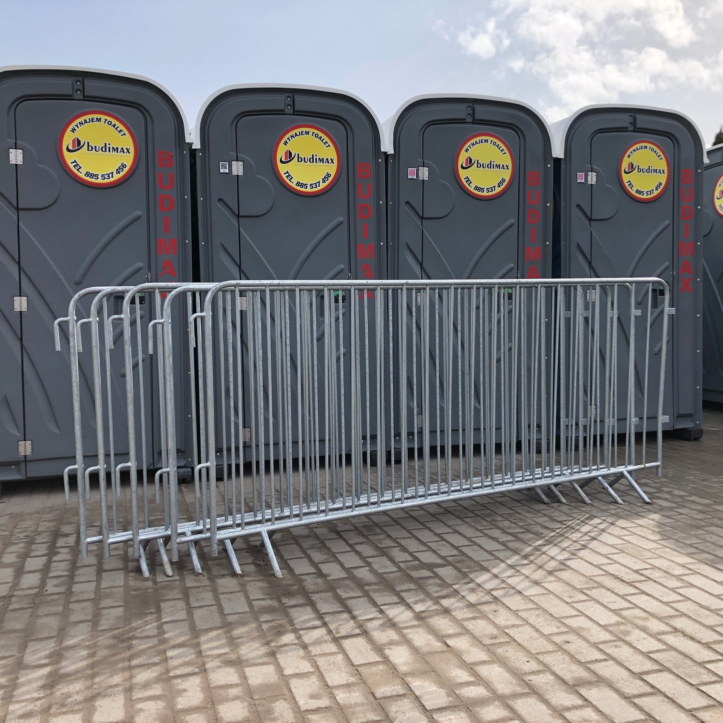 Wynajem barierki zabezpieczającej lekkiej z możliwością transportu oraz montażem - 1 m x 2,5 m